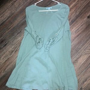 She+Sky size L tunic